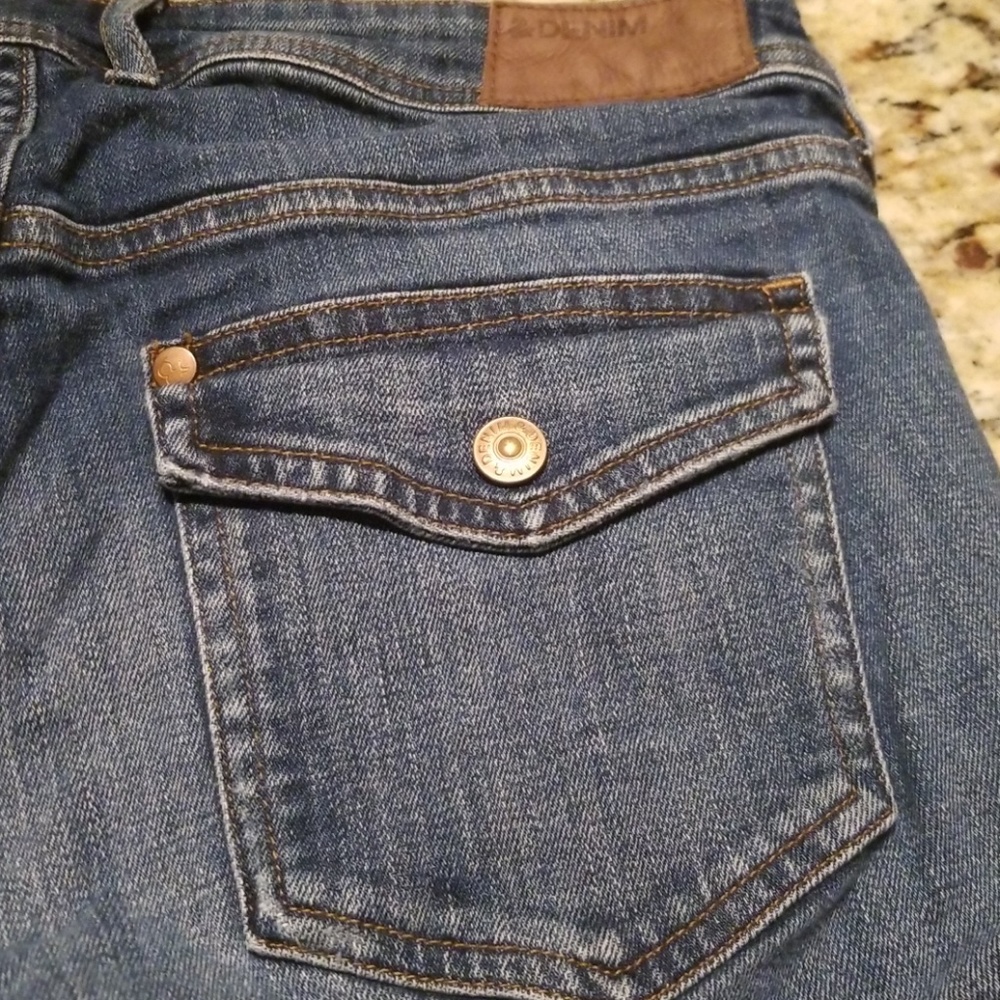 H&M Low Waist Denim Shorts Size 10 - Picture 3 of 5